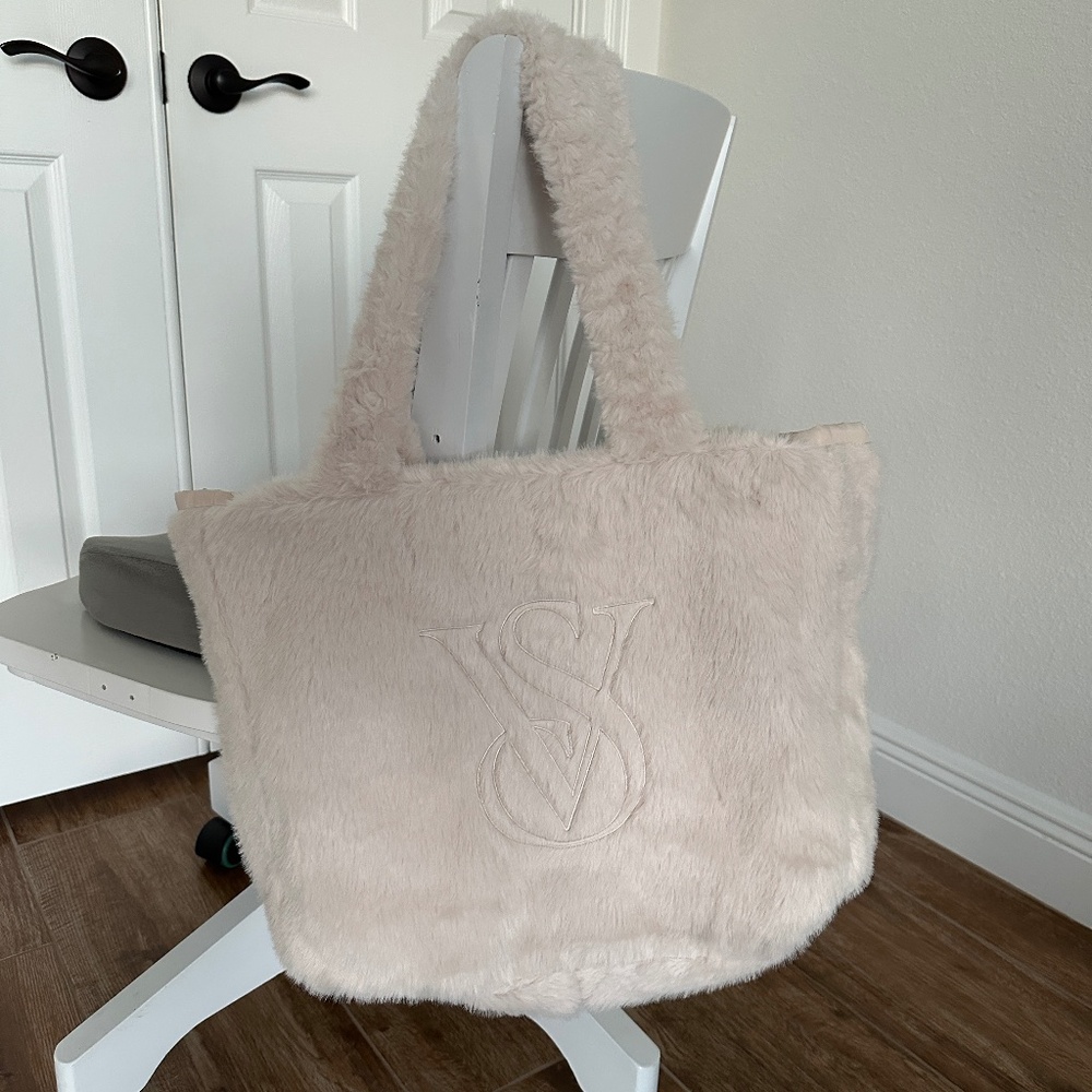 Victoria Secret Faux-Fur Tote (LARGE) White Cream TOTE New